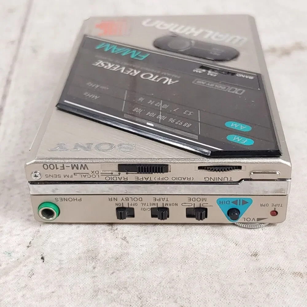 FOR PARTS Vintage Sony WM-F100 Walkman FM AM Stereo Cassette Player Auto Reverse